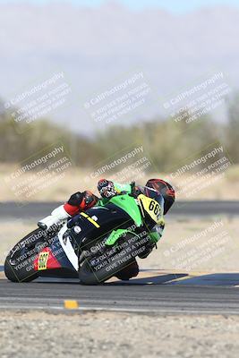 media/Nov-02-2025-CVMA (Sun) [[337aff29ab]]/Race 11-Amateur Supersport Open/